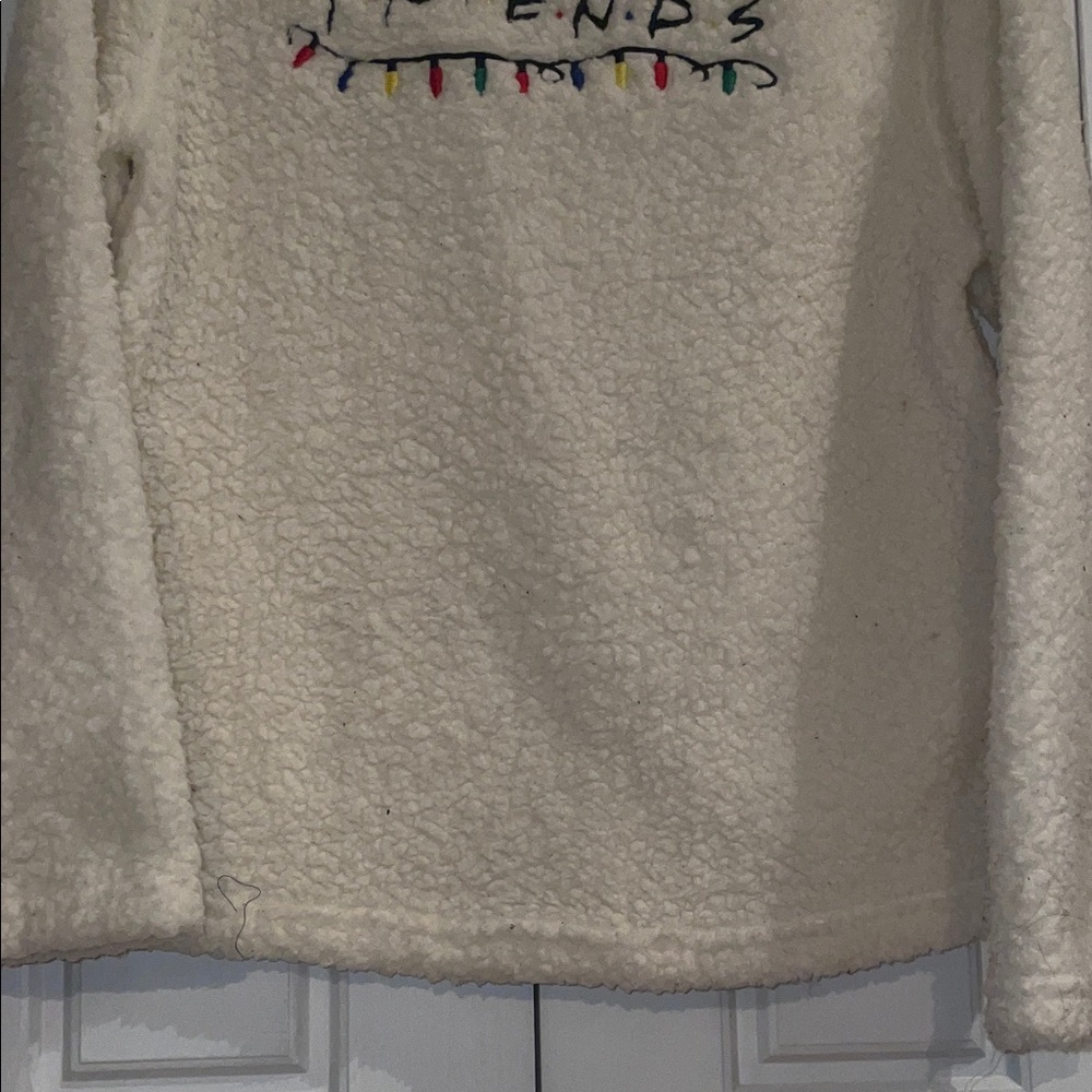 FRIENDS Winter White Sleepwear Top/Sweatshirt - Picture 5 of 5